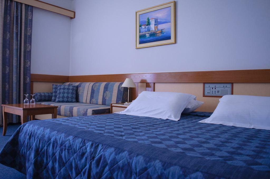 Rethymno Palace Adelianos Kampos Bagian luar foto